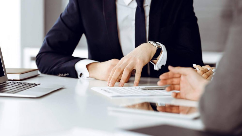 Contratar un experto legal y económico para Pymes en Asturias