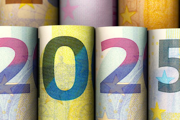 ¿Buscas una nueva situación financiera para 2025 libre de deudas?